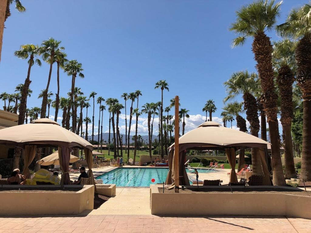 Palm Valley Cc Pickleball, Tennis, Gym, Clubhouse, Swimming Pools, Lux, Spac 2 Bdrms Den 2 Ba Palm Desert Extérieur photo